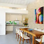 Villa Flores