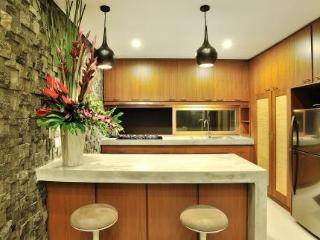 Flores Villa Seminyak (Bali)